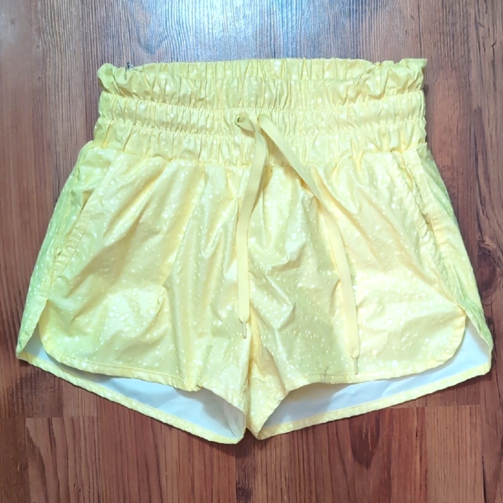 Zyia Yellow Bubble Women's Shorts